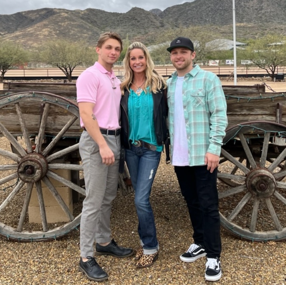 Meet your Posher, Cristin